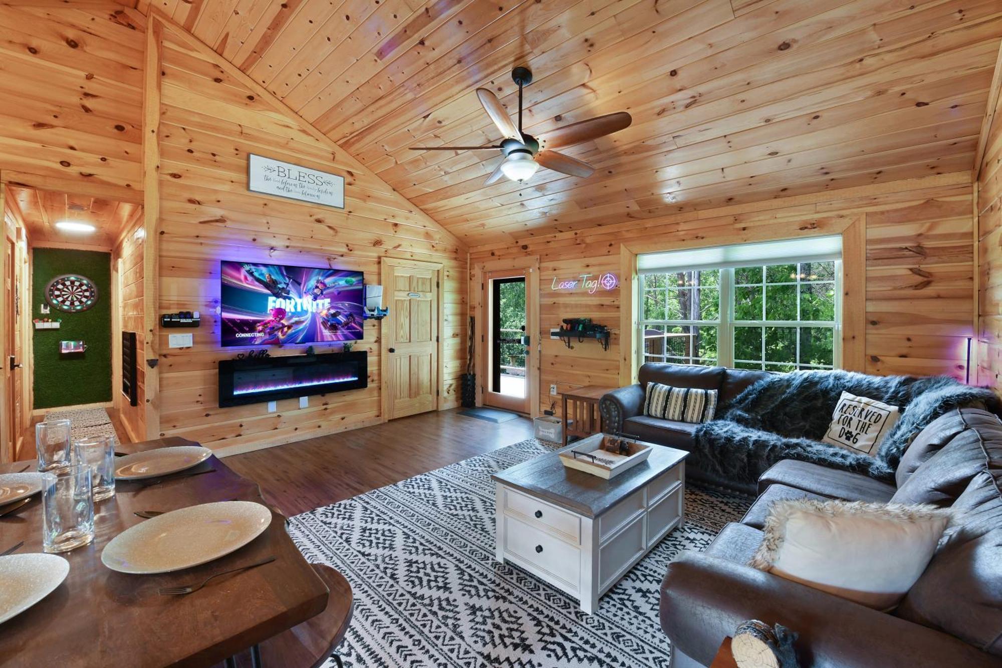 Enchanted Forest Cabin And Teepee! Lights & Laser Show! Private Hot Tub! Unique Stay! Sevierville Εξωτερικό φωτογραφία